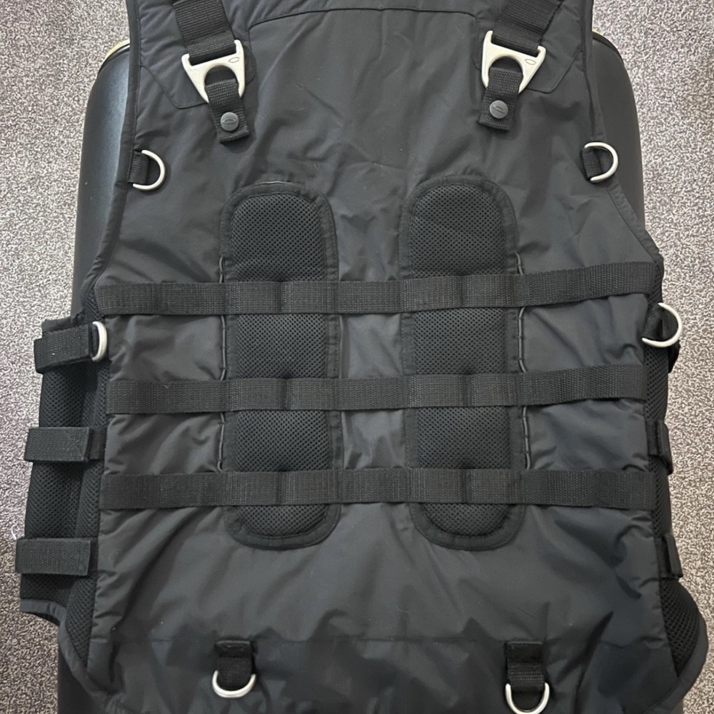 Oakley AP Tactical Vest SUPER RARE VINTAGE - Excellent Condition L / XL - Picture 2 of 8